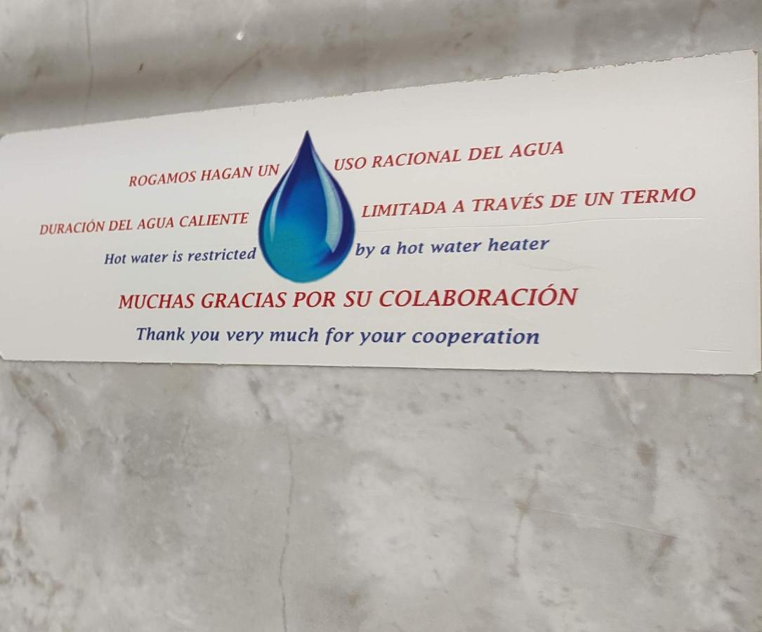 Hostal Dona Isabel Majadahonda Ngoại thất bức ảnh